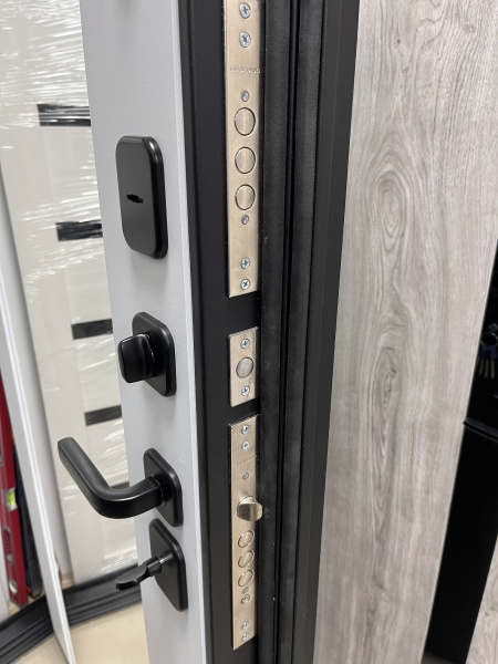 СТАЙЛ Z ЧЕРНАЯ / БЕЛАЯ ШАГРЕНЬ (ЗЕРКАЛО)